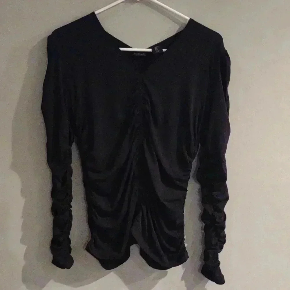Tahari black‎ center ruch long ruched sleeve v-neck stretch top women's medium